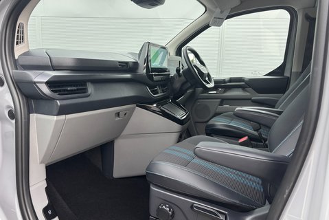 Ford Transit Custom 320 L1 Sport 170 ps Automatic AWD DCIV with Tailgate 15