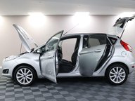 Ford Fiesta TITANIUM 6