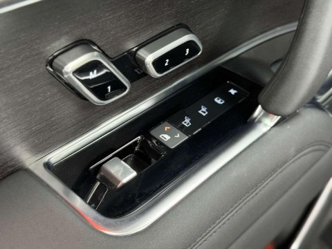 Land Rover Range Rover 3.0 P440e 38.2kWh SE SUV 5dr Petrol Plug-in Hybrid Auto 4WD Euro 6 (s/s) (4 49