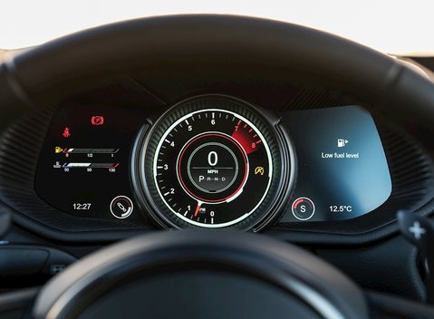 Aston Martin DB11 Launch Edition 16