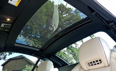 Mercedes-Benz SL Class SL63 AMG 28