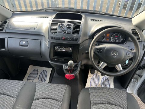 Mercedes-Benz Vito 2.1 Vito 113 CDi 3