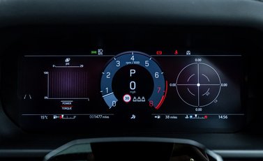 Land Rover Defender 110 OCTA Black 22