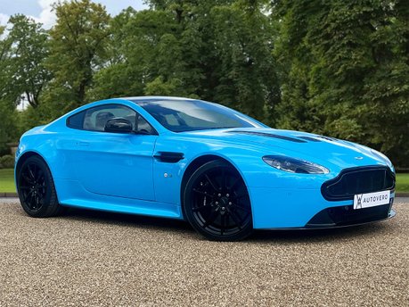 Aston Martin Vantage S V12 3
