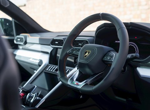 Lamborghini Urus 11