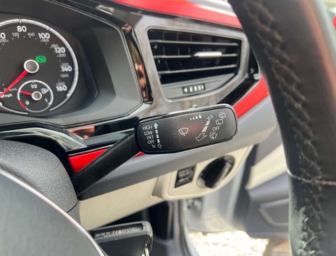 Volkswagen Polo 1.0 Polo Beats TSi Semi-Auto 5dr 22