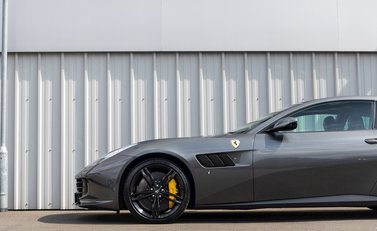 Ferrari GTC4 Lusso 30