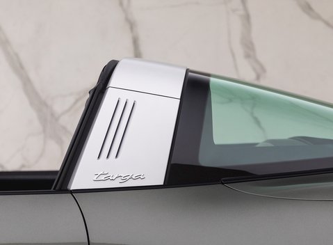 Porsche 911 Targa 4S (992) 26