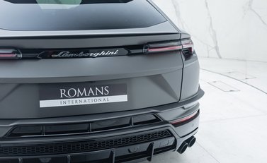 Lamborghini Urus S 36