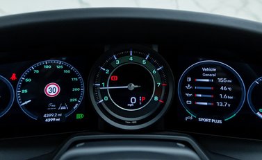 Porsche 911 Turbo S (992) 22