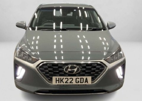 Hyundai IONIQ 1.6 h-GDi 8.9kWh Premium Hatchback 5dr Petrol Plug-in Hybrid DCT Euro 6 (s/ 5