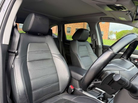 Honda CR-V 2.0 CR-V EX i-MMD CVT 4WD 5dr 17