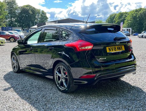 Ford Focus 1.0 Focus ST-Line X 5dr 9