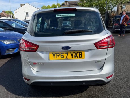 Ford B-Max TITANIUM NAVIGATOR 7