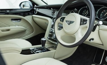 Bentley Mulsanne V8 Mulliner 10