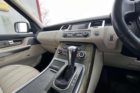 Land Rover Range Rover Sport 3.0 TD V6 HSE SUV 5dr Diesel CommandShift 4WD Euro 4 (245 ps) 24