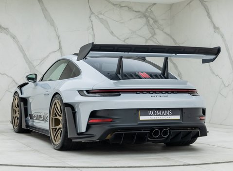 Porsche 911 GT3 RS Weissach (992) 4
