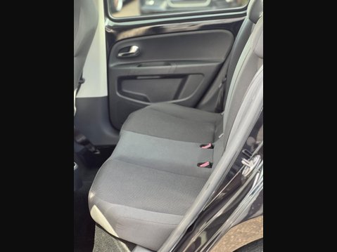 Volkswagen Up 1.0 High up! ASG Euro 5 5dr 16