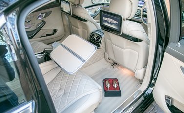 Mercedes-Benz M Class S600 19
