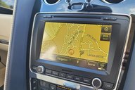 Bentley Flying Spur V8 27