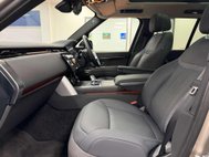 Land Rover Range Rover 3.0 P440e 38.2kWh SE SUV 5dr Petrol Plug-in Hybrid Auto 4WD Euro 6 (s/s) (4 45