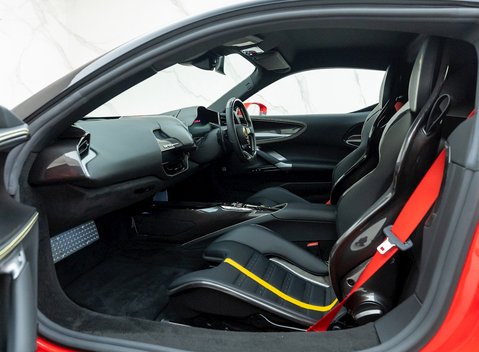 Ferrari SF90 Stradale 13