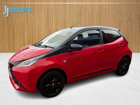Toyota Aygo 1.0 VVT-i x-cite 4 Red Bi-Tone Hatchback 5dr Petrol Manual Euro 6 (68 ps) 10