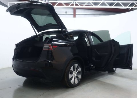 Tesla Model Y Model Y Long Range AWD 4WD 5dr 57