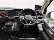 Volkswagen Transporter 2.0 Transporter SE TDI Semi-Auto 5dr 3