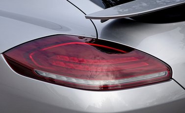 Porsche Panamera Turbo S 43