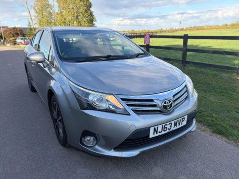 Toyota Avensis 2.0 D-4D Icon Euro 5 4dr 3