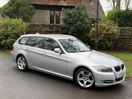 BMW 3 Series 318D EXCLUSIVE EDITION TOURING 2