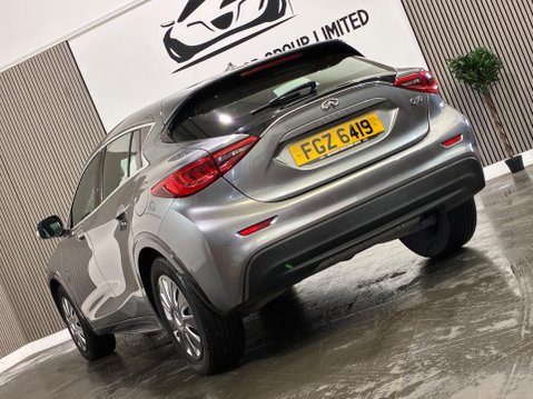 Infiniti Q30 1.5d SE Euro 6 (s/s) 5dr 10