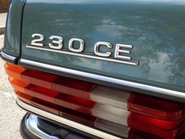 Mercedes-Benz W123 230 CE Pillarless Coupe 37