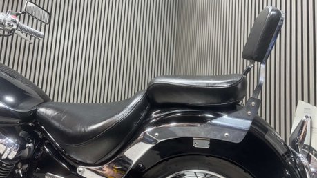 Yamaha XVS DRAGSTAR 650 2005 ONLY 11K NEW MOT SERVICED 650CC CRUISER A2 38