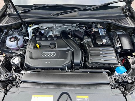 Audi Q3 1.5 TFSI CoD 35 S line S Tronic Euro 6 (s/s) 5dr 42