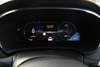 Renault Megane ICONIC E-TECH 15