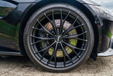 Aston Martin Vantage 4.0 Vantage V8 Auto 3dr 6