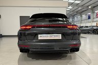 Porsche Panamera 4 SPORT TURISMO PDK 8
