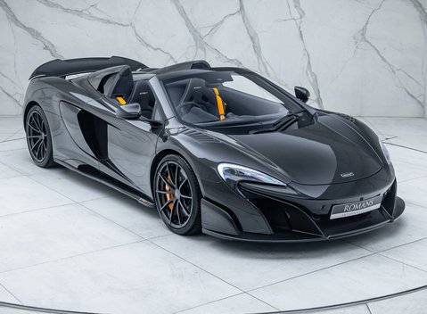 McLaren 675LT Spider MSO Carbon Series 5