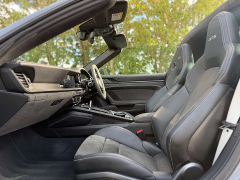 Porsche 911 3.0 911 Targa 4 GTS Semi-Auto 4WD 2dr 45