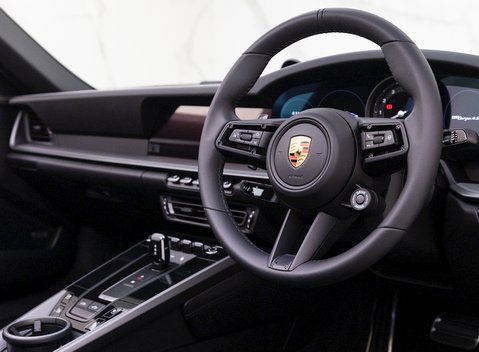 Porsche 911 Targa 4S (992) 12