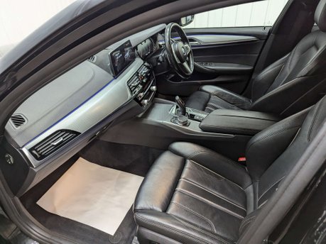 BMW 5 Series 2.0 520d M Sport Auto 5dr 57