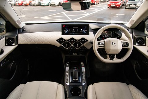 DS DS 3 E-TENSE ULTRA PRESTIGE 3