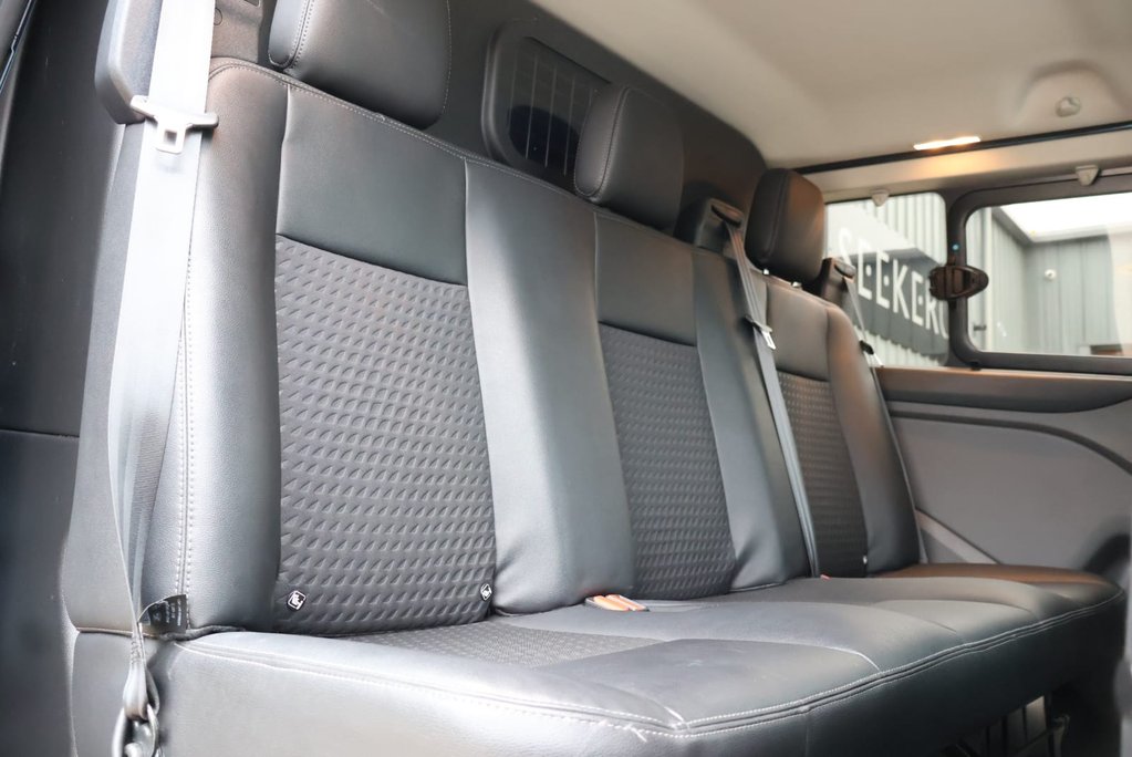 Ford Transit Custom 320 SPORT L1H1 DCIV DOUBLE CAB  Auto   PRICE MATCH OFFER  WAS 29950  16