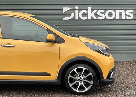Kia Picanto 1.0 X-Line S 3