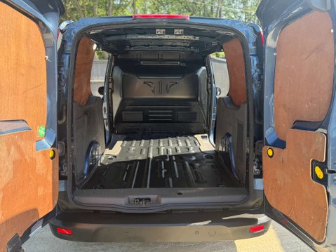 Ford Transit Connect 1.5 Transit Connect 250 Limited EcoBlue 57