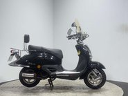 Lexmoto Valencia 2013 8K RUNNING CUSTOM SCOOTER LEARNER SCOOTER 125CC BIKE 1