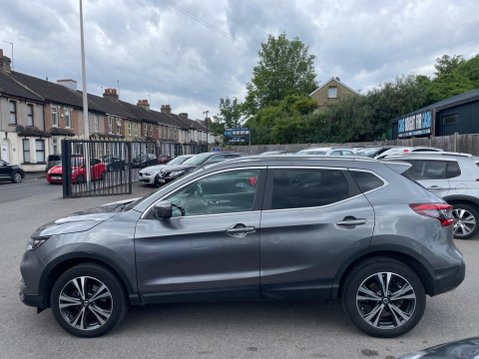 Nissan Qashqai 1.2 DIG-T N-Connecta Euro 6 (s/s) 5dr 6