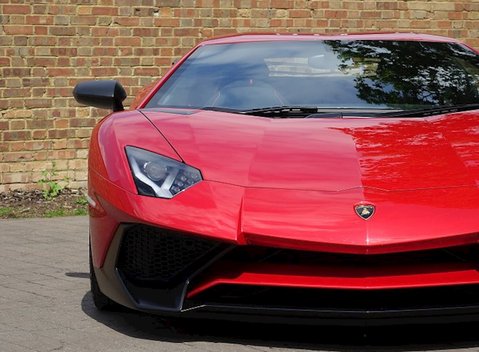 Lamborghini Aventador SV 5